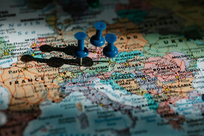 Leste Europeu e Capitais Imperiais